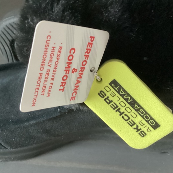 SKECHERS Women's On the Go Glacial Ultra - Moccasin Toe Winter Boots - Picture 6 of 12